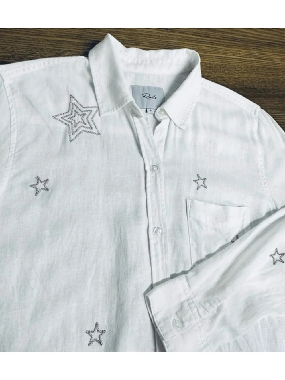 Rails Charli button down metallic gold star white linen blend top, small - Picture 11 of 13